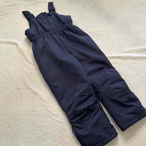 Falls Creek Snow Bibs, size 5T. Navy. In excellent condition. - Picture 2 of 6